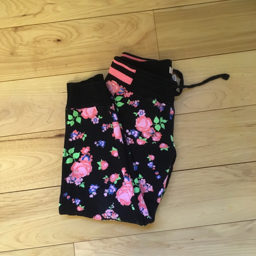 So Floral Joggers